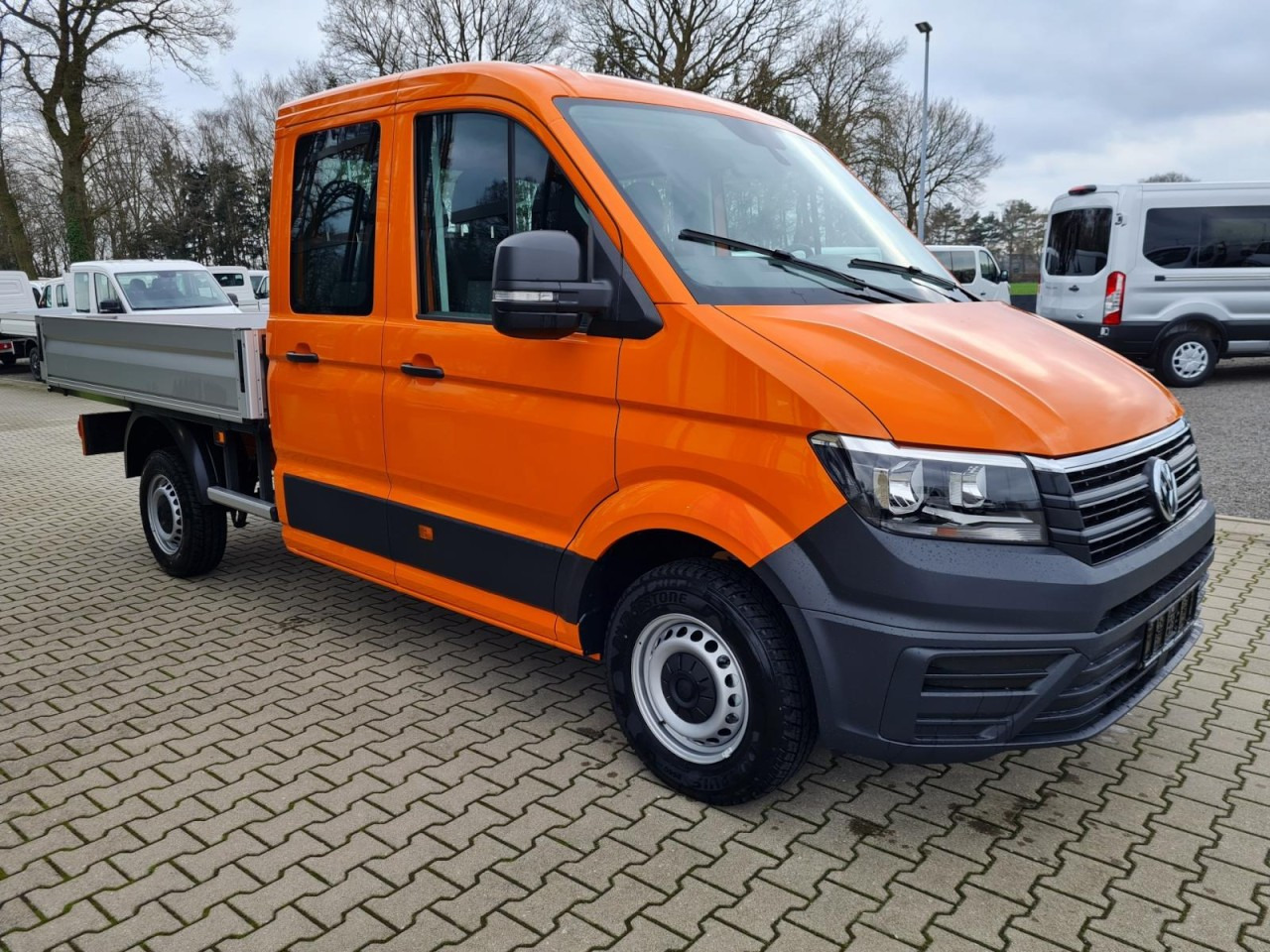 Volkswagen Crafter 35 Doka TDI MR AHK ERGO KLIMA Tempomat - Van flatbed, Van kombi: gambar 4 Volkswagen Crafter 35 Doka TDI MR AHK ERGO KLIMA Tempomat - Van flatbed, Van kombi: gambar 4