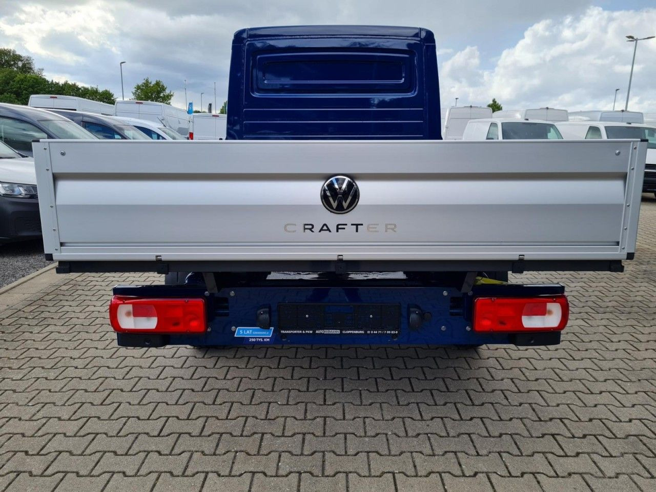 Volkswagen Crafter 35 Doka TDI MR KLIMA TEMPOMAT Navi App - Van flatbed, Van kombi: gambar 5 Volkswagen Crafter 35 Doka TDI MR KLIMA TEMPOMAT Navi App - Van flatbed, Van kombi: gambar 5