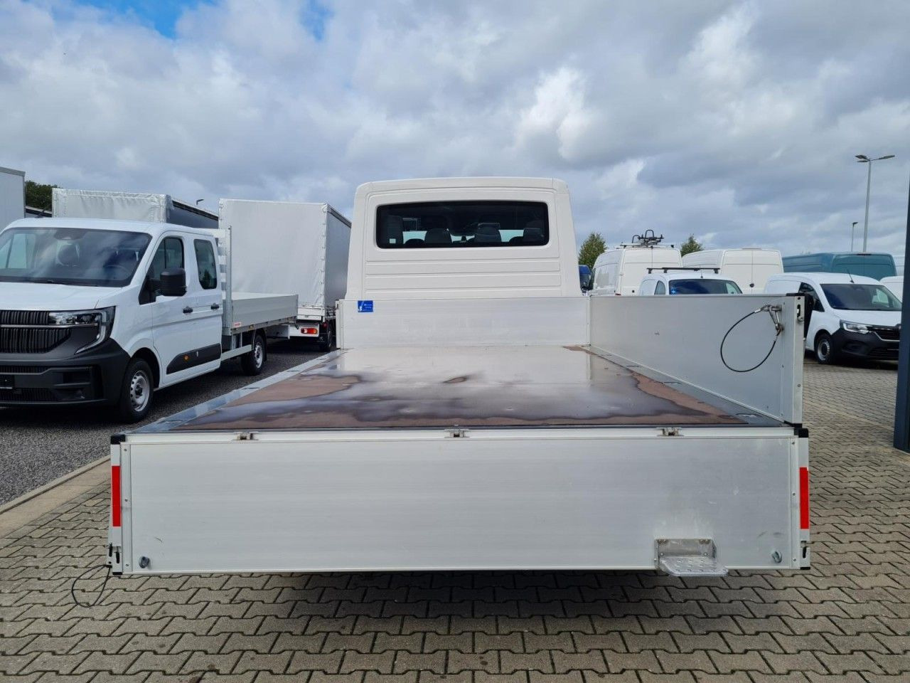 Volkswagen Crafter 35 Doka TDI Pritsche L4 4Motion - Van flatbed, Van kombi: gambar 5 Volkswagen Crafter 35 Doka TDI Pritsche L4 4Motion - Van flatbed, Van kombi: gambar 5