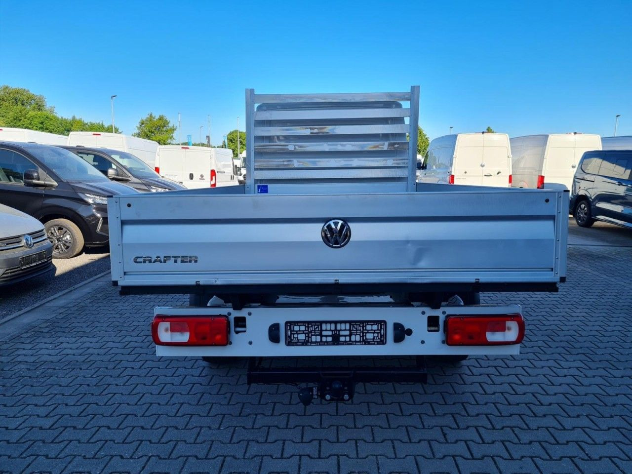 Volkswagen Crafter 35 Doka TDI lang AHK Klima - Van flatbed, Van kombi: gambar 5 Volkswagen Crafter 35 Doka TDI lang AHK Klima - Van flatbed, Van kombi: gambar 5