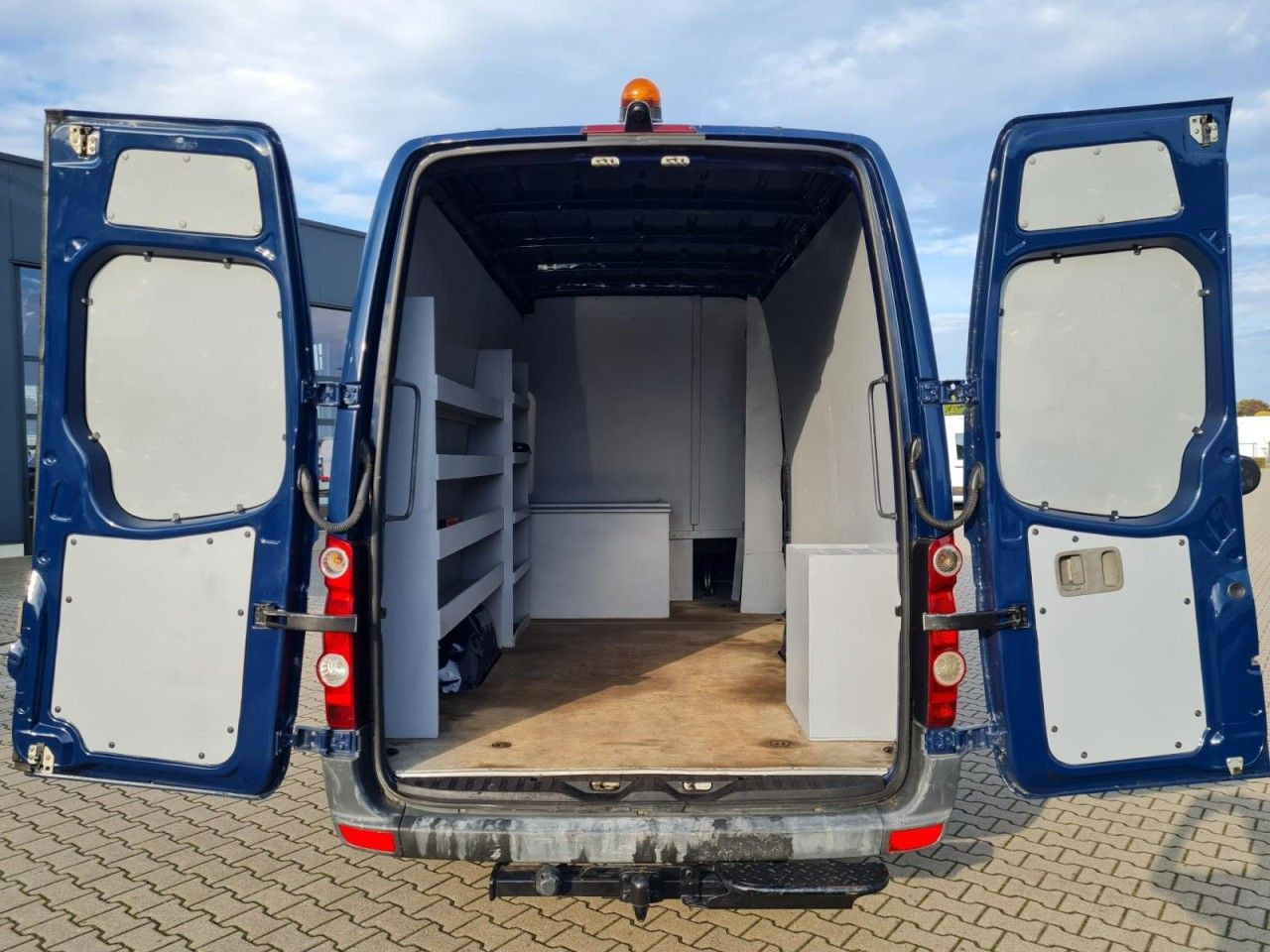 Volkswagen Crafter 35 Kasten Doka 5 Sitze AHK 3.5to REGALSY - Van panel, Van kombi: gambar 5 Volkswagen Crafter 35 Kasten Doka 5 Sitze AHK 3.5to REGALSY - Van panel, Van kombi: gambar 5
