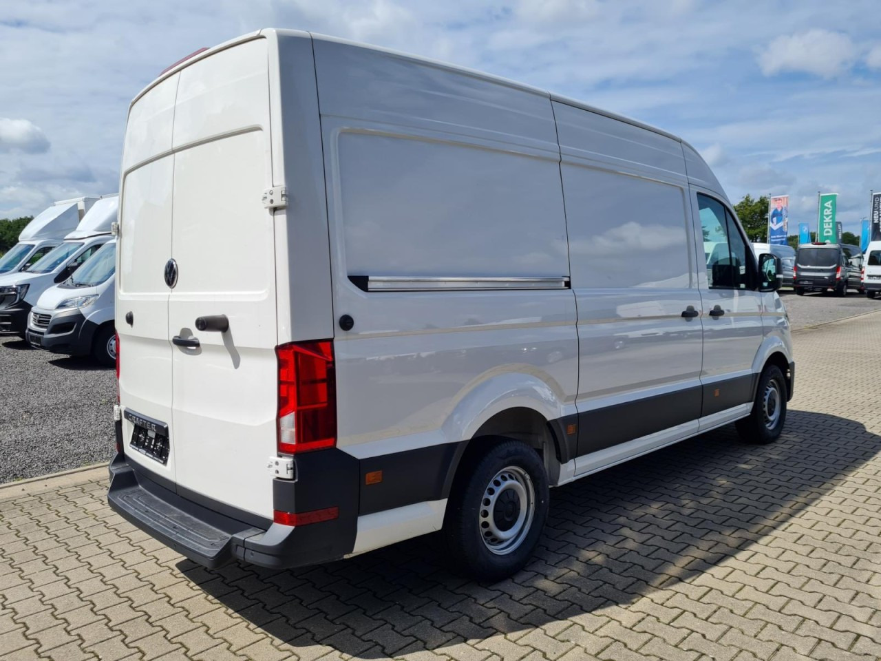 Volkswagen Crafter 35 Kasten MR L3H3 KLIMA KOMFORT PDC TEMPOMAT - Van panel: gambar 4 Volkswagen Crafter 35 Kasten MR L3H3 KLIMA KOMFORT PDC TEMPOMAT - Van panel: gambar 4