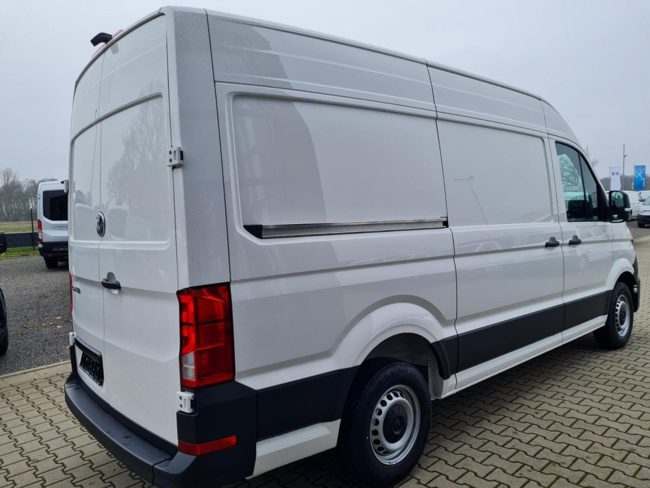 Volkswagen Crafter 35 Kasten MR hoch KLIMA KAMERA NAVI/APP - Van panel: gambar 4 Volkswagen Crafter 35 Kasten MR hoch KLIMA KAMERA NAVI/APP - Van panel: gambar 4