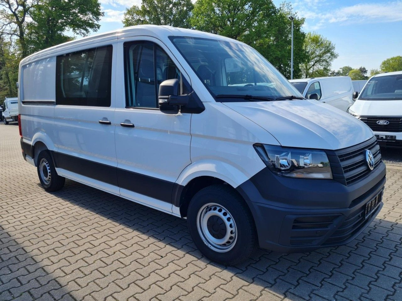 Volkswagen Crafter 35 Kasten Plus Doka Mixto PDC NAVI/APP - Van panel, Van kombi: gambar 3 Volkswagen Crafter 35 Kasten Plus Doka Mixto PDC NAVI/APP - Van panel, Van kombi: gambar 3
