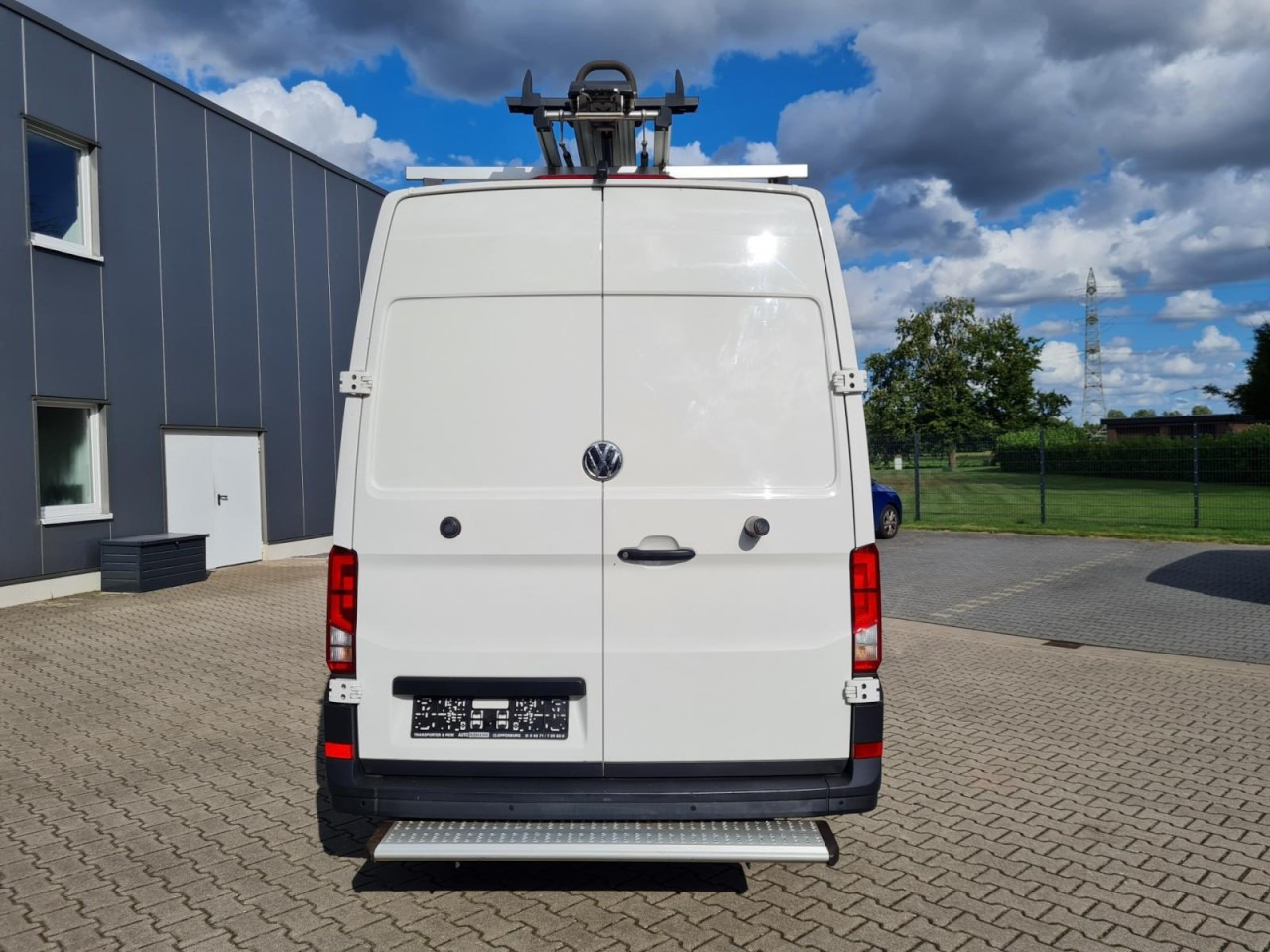 Volkswagen Crafter 35 Kasten TDI MR L3H3 NAVI TOUCH KAMERA - Van panel: gambar 5 Volkswagen Crafter 35 Kasten TDI MR L3H3 NAVI TOUCH KAMERA - Van panel: gambar 5