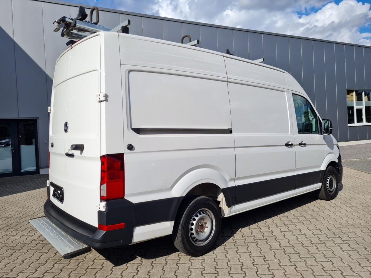 Volkswagen Crafter 35 Kasten TDI MR L3H3 NAVI TOUCH KAMERA - Van panel: gambar 4 Volkswagen Crafter 35 Kasten TDI MR L3H3 NAVI TOUCH KAMERA - Van panel: gambar 4