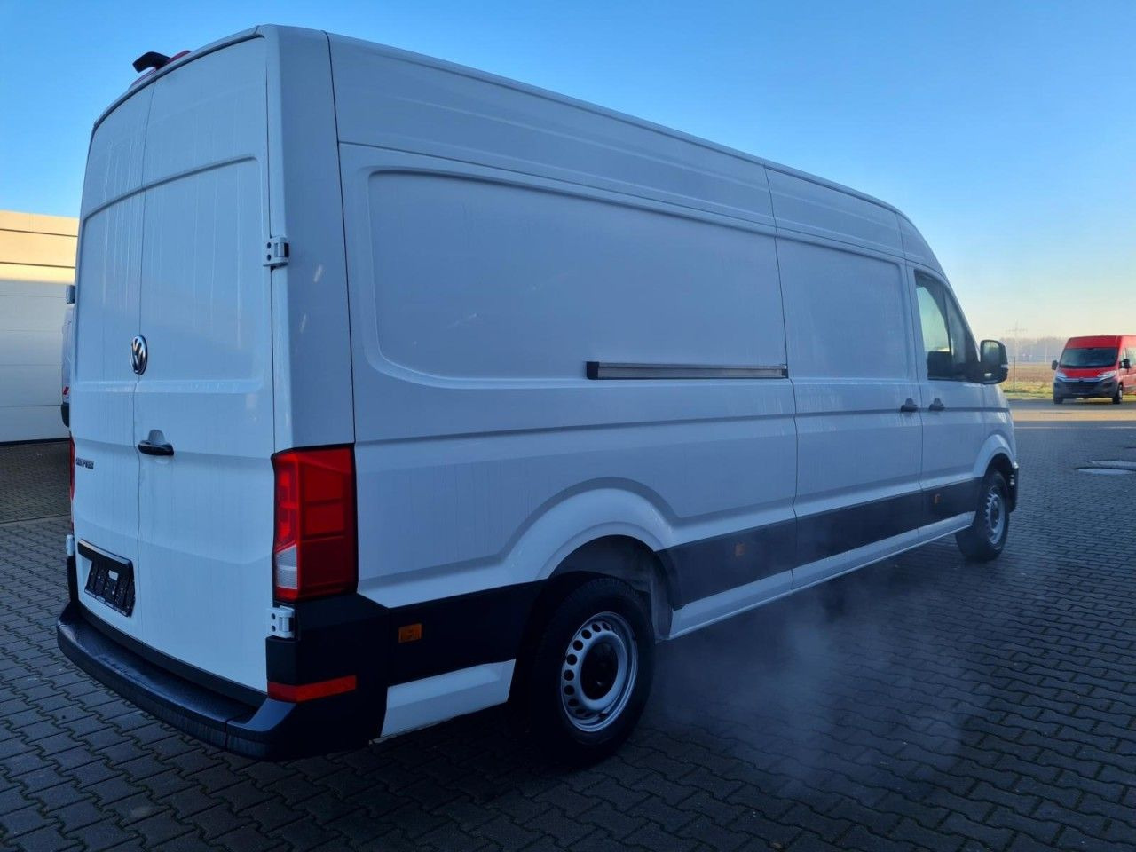 Volkswagen Crafter 35 Kasten lang L4H2 KAMERA NAVI_APP HOLZ - Van panel: gambar 4 Volkswagen Crafter 35 Kasten lang L4H2 KAMERA NAVI_APP HOLZ - Van panel: gambar 4