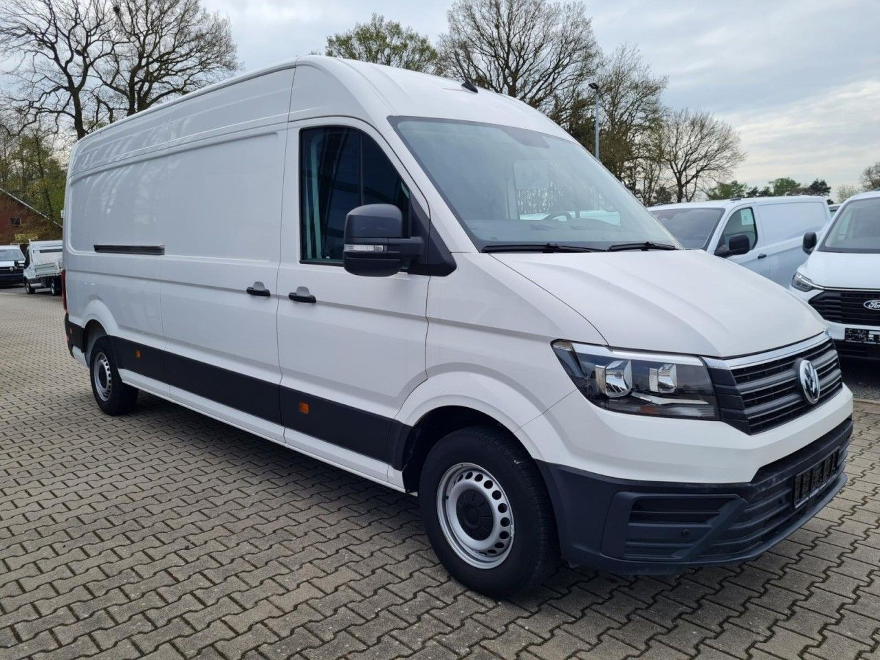 Volkswagen Crafter 35 Kasten lang L4H2 KLIMA NAVI_APP HOLZB - Van panel: gambar 3 Volkswagen Crafter 35 Kasten lang L4H2 KLIMA NAVI_APP HOLZB - Van panel: gambar 3