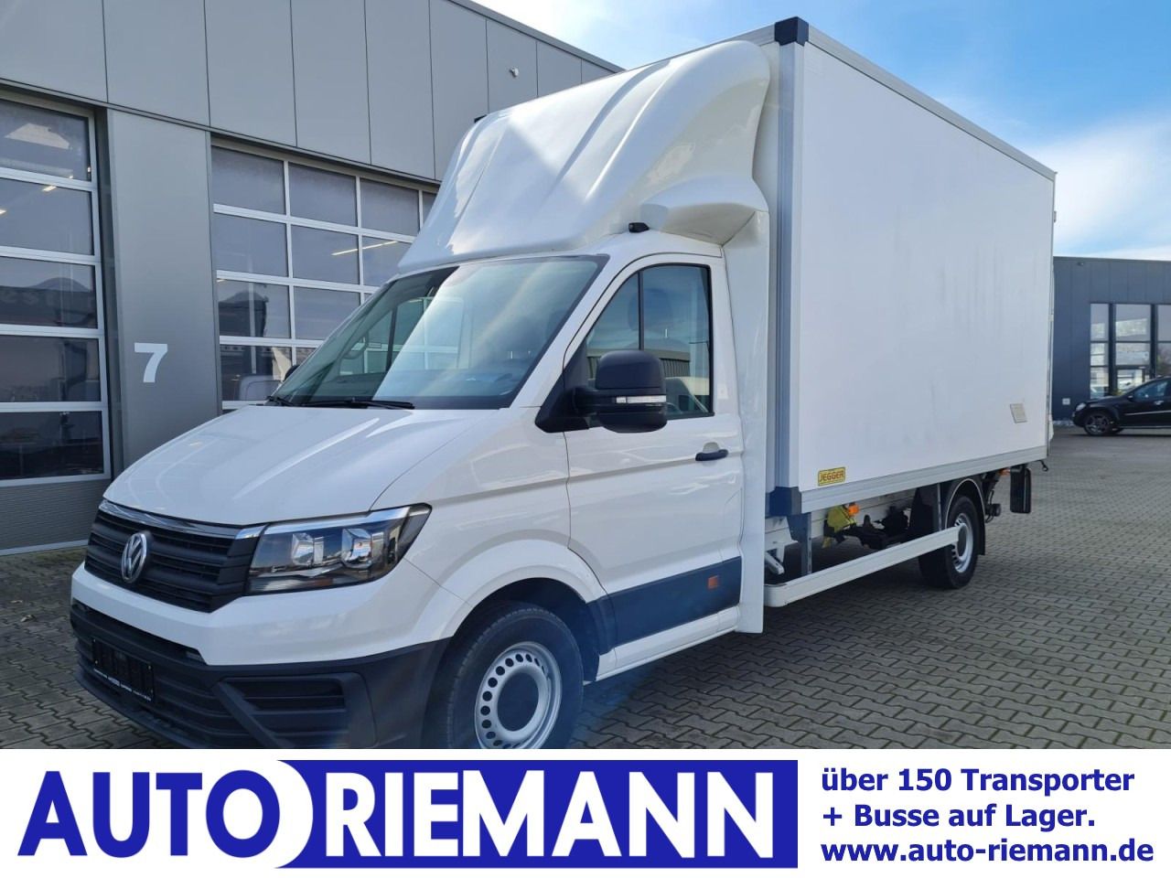 Volkswagen Crafter 35 Koffer LBW KLIMA ERGO KOMFORT LED TEMPOMAT - Van box: gambar 1 Volkswagen Crafter 35 Koffer LBW KLIMA ERGO KOMFORT LED TEMPOMAT - Van box: gambar 1