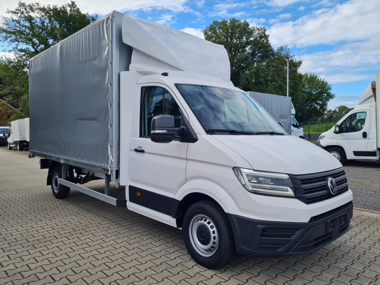 Volkswagen Crafter 35 TDI Pritsche Schiebe Plane ERGO LED TEMPOMAT - Van dengan terpal samping: gambar 3 Volkswagen Crafter 35 TDI Pritsche Schiebe Plane ERGO LED TEMPOMAT - Van dengan terpal samping: gambar 3