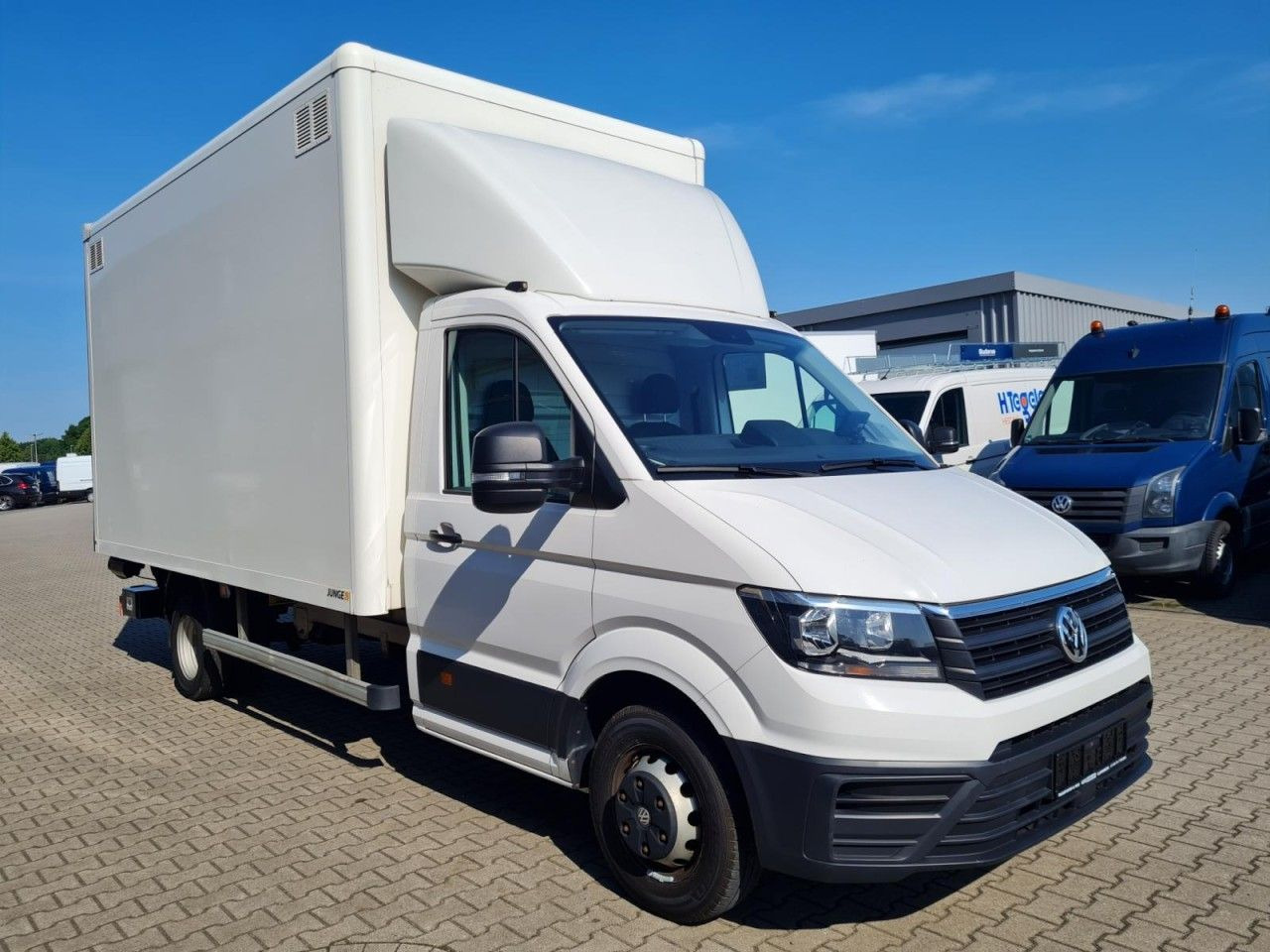 Volkswagen Crafter 50 Koffer hoch 2.0 TDI LBW KLIMA KAMERA - Van box: gambar 3 Volkswagen Crafter 50 Koffer hoch 2.0 TDI LBW KLIMA KAMERA - Van box: gambar 3