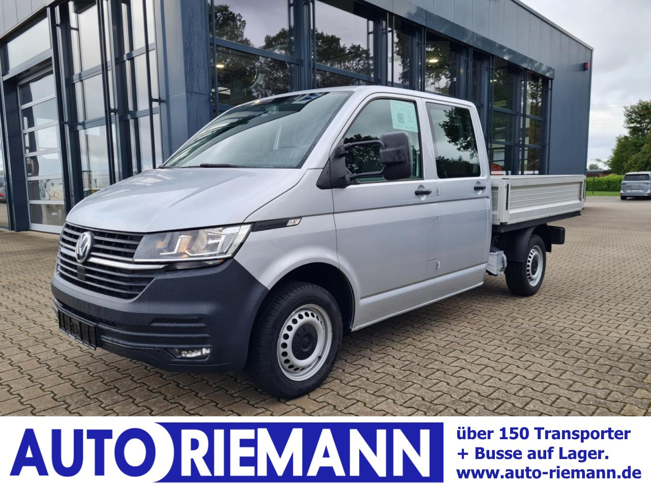 Volkswagen T6.1 Doka Pritsche Plane 6-Sitze Klima Komfort - Van flatbed, Van kombi: gambar 1 Volkswagen T6.1 Doka Pritsche Plane 6-Sitze Klima Komfort - Van flatbed, Van kombi: gambar 1