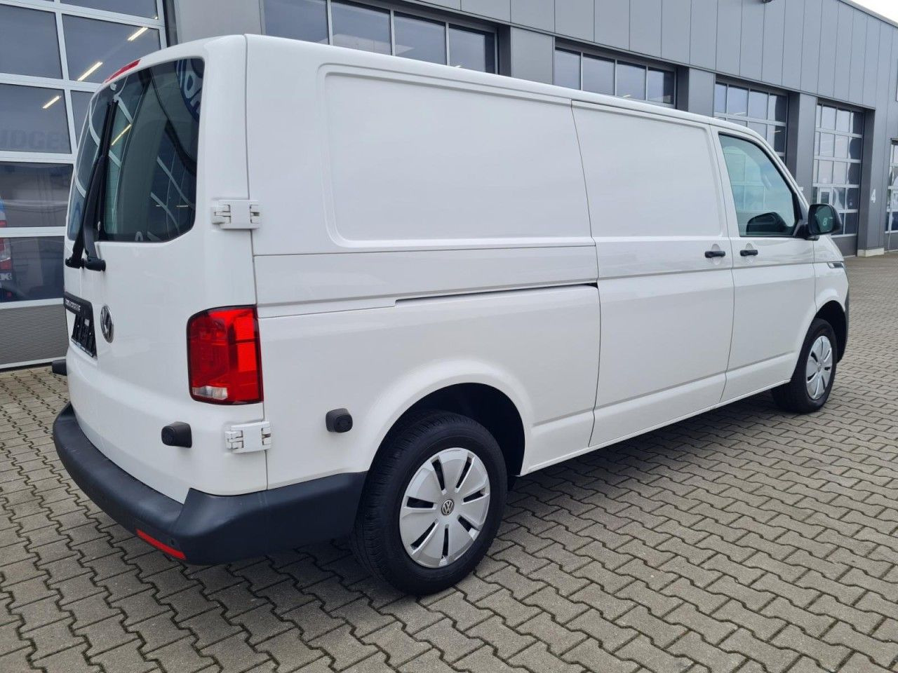 Volkswagen T6.1 Kasten lang Flügeltüren KLIMA KOMFORT PDC - Van kecil: gambar 4 Volkswagen T6.1 Kasten lang Flügeltüren KLIMA KOMFORT PDC - Van kecil: gambar 4