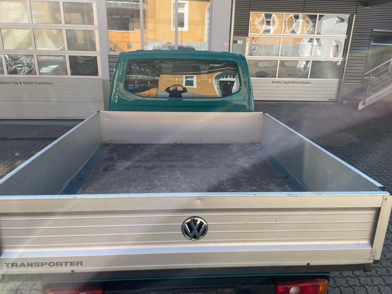 Volkswagen T6.1 Pritsche Doka 6-Sitze TDI AHK - Van flatbed: gambar 3 Volkswagen T6.1 Pritsche Doka 6-Sitze TDI AHK - Van flatbed: gambar 3