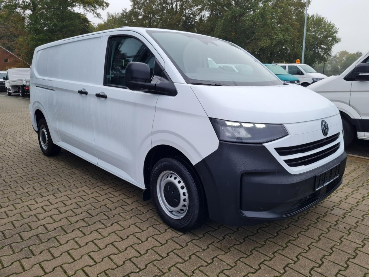 Volkswagen T7 Transporter Kasten TDI 4Motion LR L2H1 LED AUTOM. - Van kecil: gambar 3 Volkswagen T7 Transporter Kasten TDI 4Motion LR L2H1 LED AUTOM. - Van kecil: gambar 3