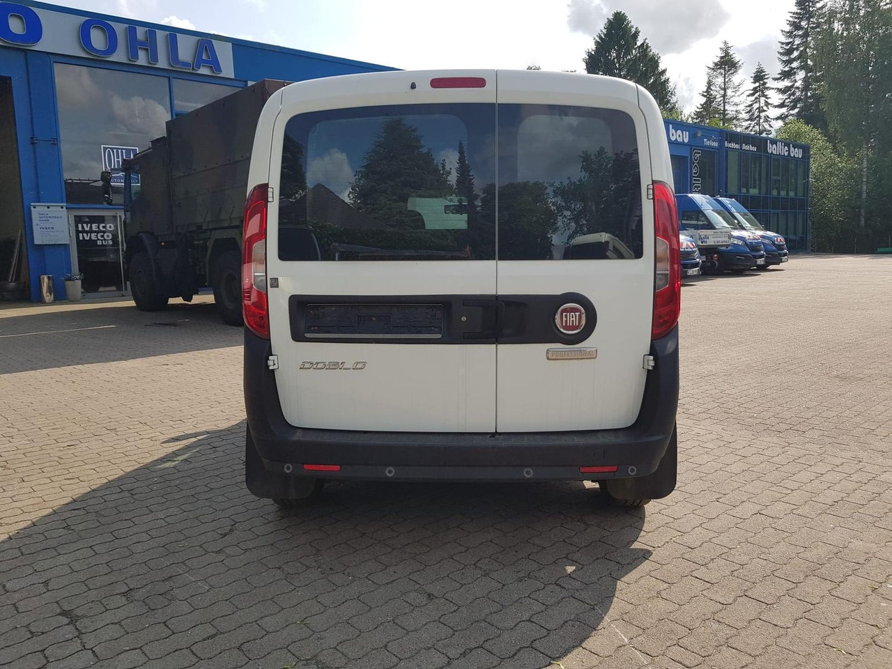 Fiat Doblo Kastenwagen SX 1.3 Klima, Radio mit Nav... - Van penumpang: gambar 4 Fiat Doblo Kastenwagen SX 1.3 Klima, Radio mit Nav... - Van penumpang: gambar 4