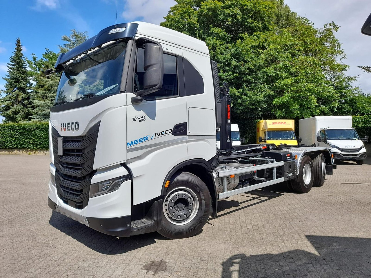 Iveco AD280X46Y/PS ON HIAB 490PS Lenk-Lift - Truk jungkit: gambar 1 Iveco AD280X46Y/PS ON HIAB 490PS Lenk-Lift - Truk jungkit: gambar 1