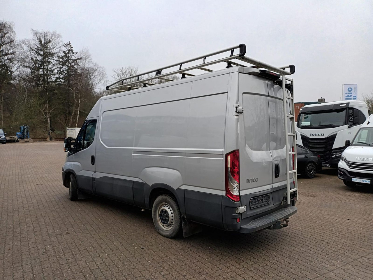 Iveco Daily 35S12V 3520L AHK Dachträger 85 kW (116 ... - Van panel: gambar 2 Iveco Daily 35S12V 3520L AHK Dachträger 85 kW (116 ... - Van panel: gambar 2