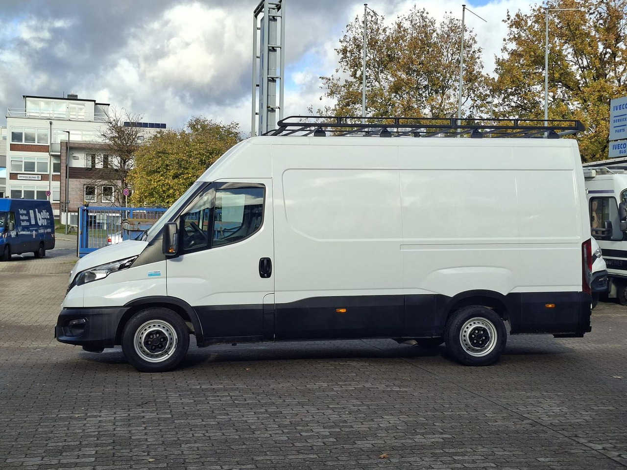Iveco Daily 35S14EV Radio*Kamera*Regal*AHK*Dachgepäck - Van panel: gambar 2 Iveco Daily 35S14EV Radio*Kamera*Regal*AHK*Dachgepäck - Van panel: gambar 2