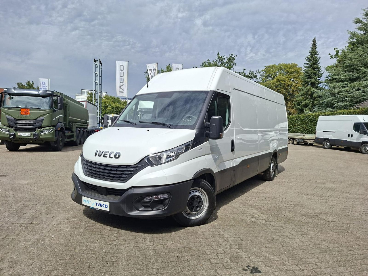 Iveco Daily 35S16A8V KLIMA*RADIO* - Van panel: gambar 1 Iveco Daily 35S16A8V KLIMA*RADIO* - Van panel: gambar 1