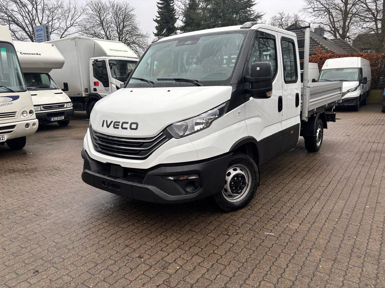 Iveco Daily 35S16H3.0A8YD*DSK*KLIMA*AHK* - Van jungkit, Van kombi: gambar 1 Iveco Daily 35S16H3.0A8YD*DSK*KLIMA*AHK* - Van jungkit, Van kombi: gambar 1
