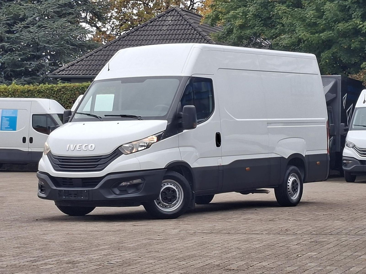 Iveco Daily 35S16V 3520L Klima, Radio - Van panel: gambar 1 Iveco Daily 35S16V 3520L Klima, Radio - Van panel: gambar 1