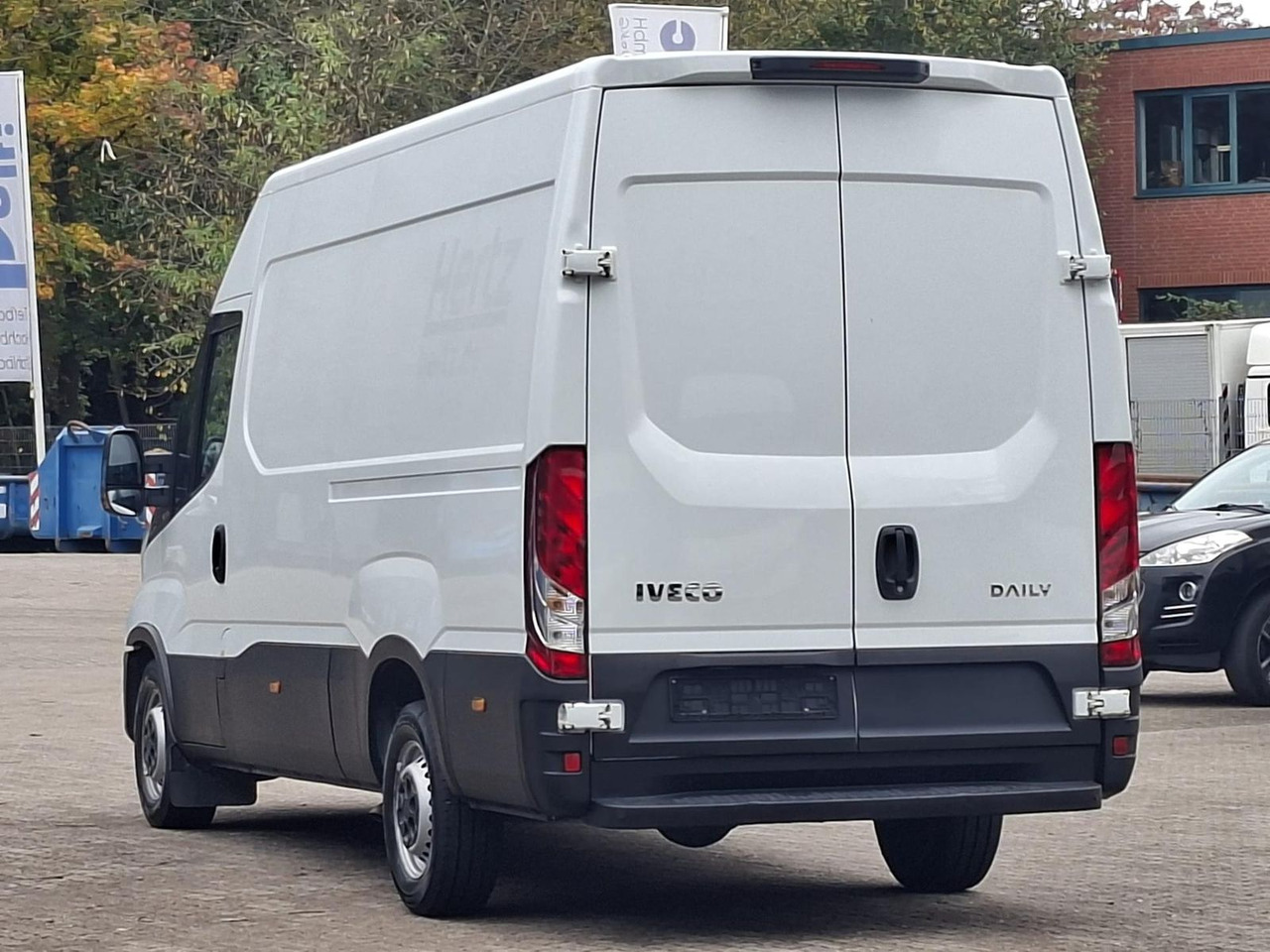 Iveco Daily 35S16V 3520L Klima, Radio - Van panel: gambar 3 Iveco Daily 35S16V 3520L Klima, Radio - Van panel: gambar 3