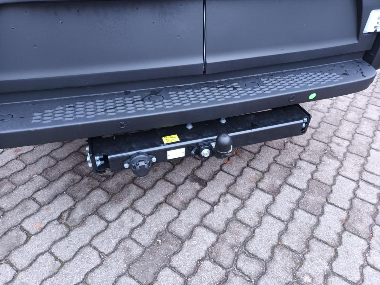 Iveco Daily 35S18HA8V 4100 KLIMA*AHK*RÜCKFAHRKAMERA... - Van panel: gambar 4 Iveco Daily 35S18HA8V 4100 KLIMA*AHK*RÜCKFAHRKAMERA... - Van panel: gambar 4