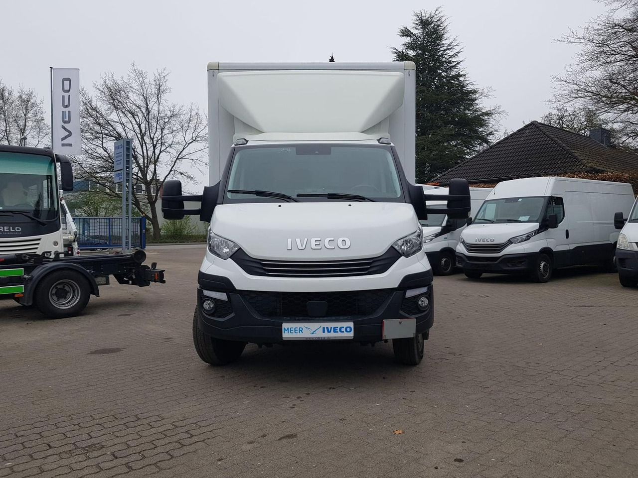 Iveco Daily 70C18HA8/P Koffer, Luftfederung, Kamera - Van box: gambar 2 Iveco Daily 70C18HA8/P Koffer, Luftfederung, Kamera - Van box: gambar 2