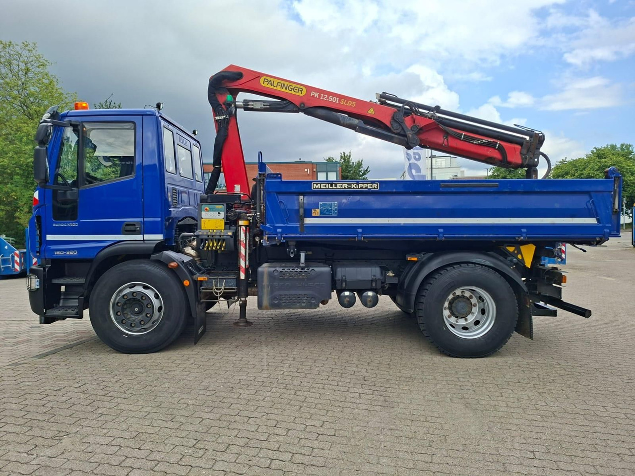 Iveco ML180E32K Meiler 3-Seitenkipper Kran 2x AHK - Truk jungkit, Truk derek: gambar 3 Iveco ML180E32K Meiler 3-Seitenkipper Kran 2x AHK - Truk jungkit, Truk derek: gambar 3