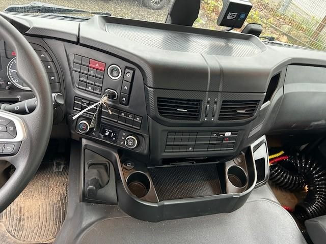 Leasing  Iveco X-WAY AD280X46Y/PS ON Palfinger PH T20 SLD5 3... Iveco X-WAY AD280X46Y/PS ON Palfinger PH T20 SLD5 3...: gambar 13