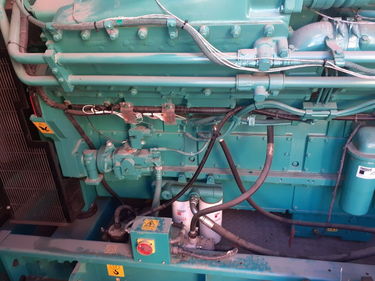 Cummins Agregat Prądotwórczy generator 1000 kw 1200 kw 1500 1650 Kva Fab - Genset: gambar 1 Cummins Agregat Prądotwórczy generator 1000 kw 1200 kw 1500 1650 Kva Fab - Genset: gambar 1