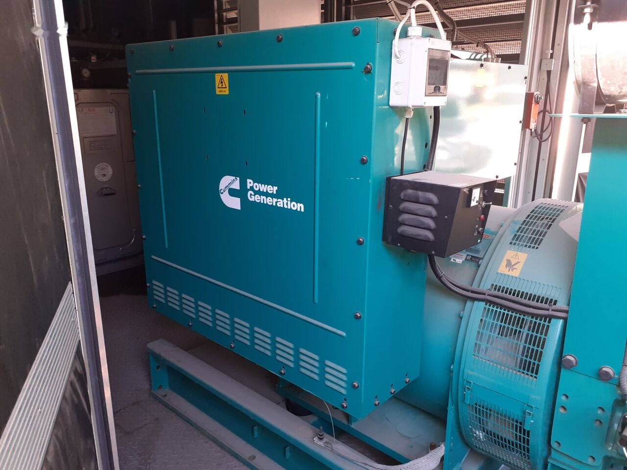 Cummins GENERATOR CUMMINS STAMFORD 1300 KW 1600 KVA FABRYCZNIE NOWY AGRE - Genset: gambar 1 Cummins GENERATOR CUMMINS STAMFORD 1300 KW 1600 KVA FABRYCZNIE NOWY AGRE - Genset: gambar 1