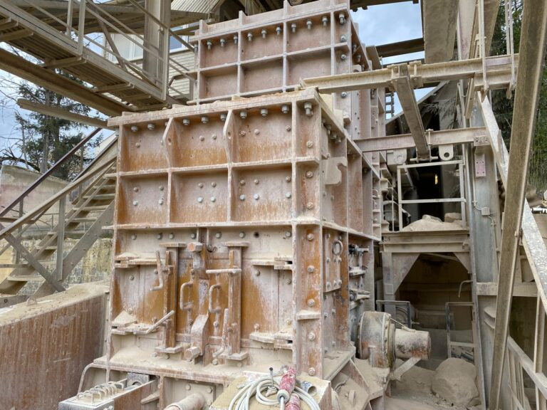 Böhringer – Pre-crusher plant / Vorbrecher Anlage - Penghancur dampak: gambar 1 Böhringer – Pre-crusher plant / Vorbrecher Anlage - Penghancur dampak: gambar 1