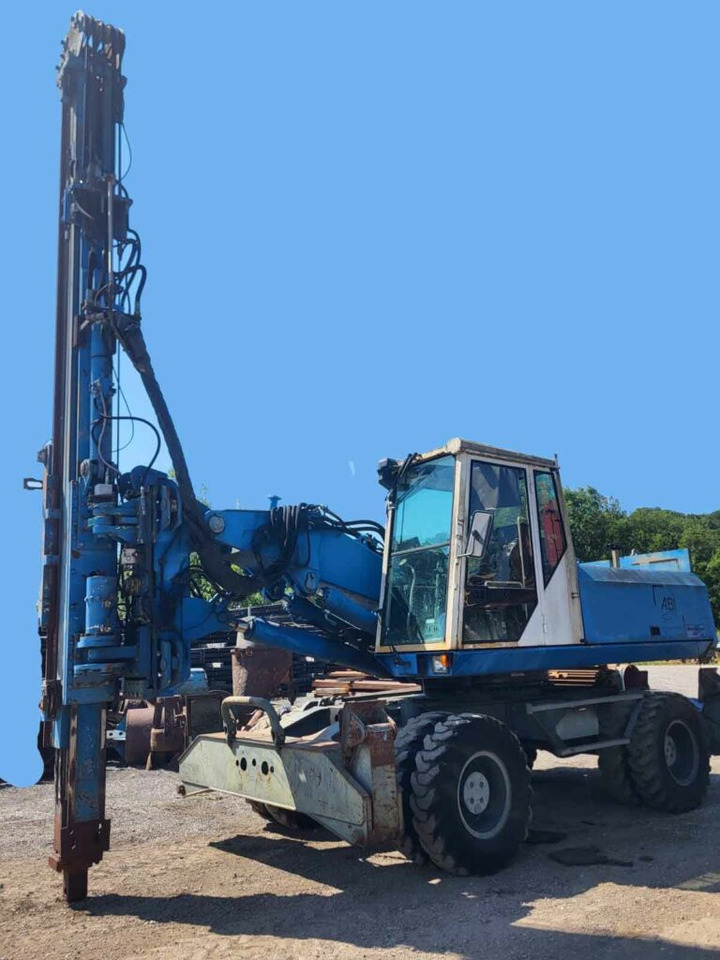 Sennebogen ZM19 T – Pile driver / Rammgerät - Sopir tumpukan: gambar 1 Sennebogen ZM19 T – Pile driver / Rammgerät - Sopir tumpukan: gambar 1