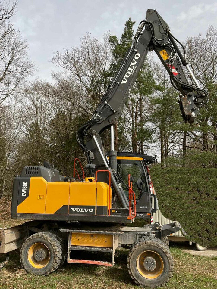 Volvo EW180 E – mobile excavator / Mobilbagger - Ekskavator roda: gambar 1 Volvo EW180 E – mobile excavator / Mobilbagger - Ekskavator roda: gambar 1