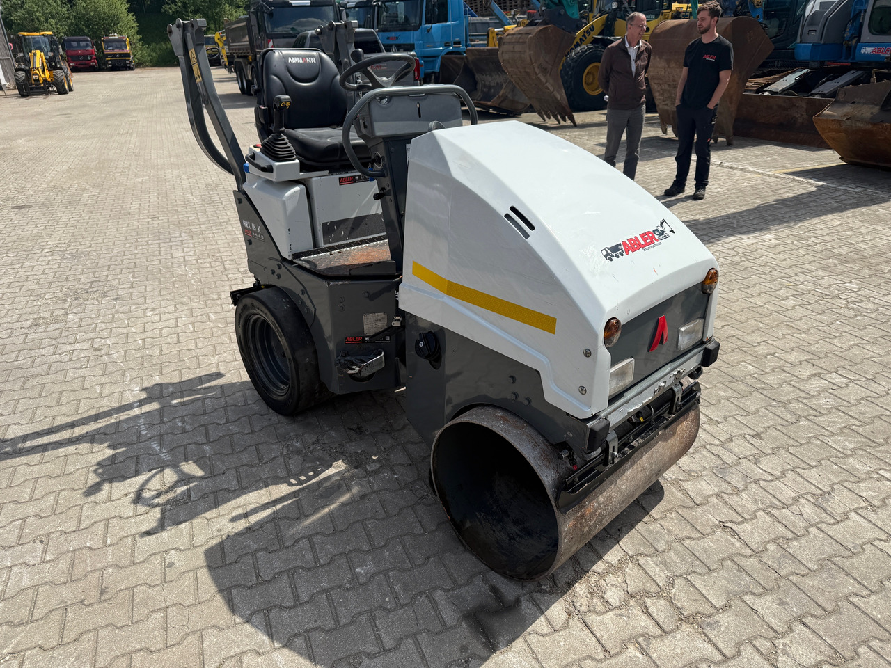 Ammann ARX16K Kombiwalze Stahl Gummi Asphaltwalze - Roller kombinasi: gambar 4 Ammann ARX16K Kombiwalze Stahl Gummi Asphaltwalze - Roller kombinasi: gambar 4