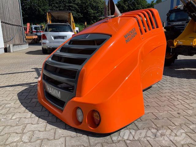 Hamm H13 H16 Motorhaube - Kerudung untuk Peralatan konstruksi: gambar 2 Hamm H13 H16 Motorhaube - Kerudung untuk Peralatan konstruksi: gambar 2