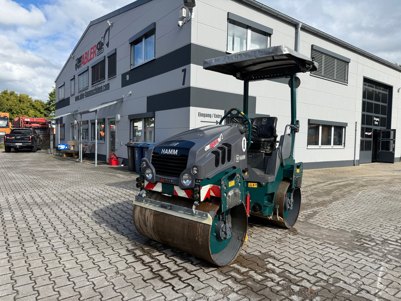 Hamm HD12 VV Tandemwalze mit Dach - Roller jalan: gambar 3 Hamm HD12 VV Tandemwalze mit Dach - Roller jalan: gambar 3