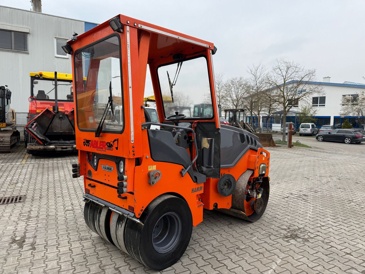 Hamm HD14VT Kombiwalze mit Dach - Roller kombinasi: gambar 5 Hamm HD14VT Kombiwalze mit Dach - Roller kombinasi: gambar 5