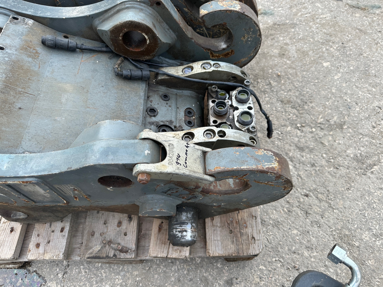 Skrup cepat Likufix Liebherr SWA48 Schnellwechsler Vollhydraulisch: gambar 7