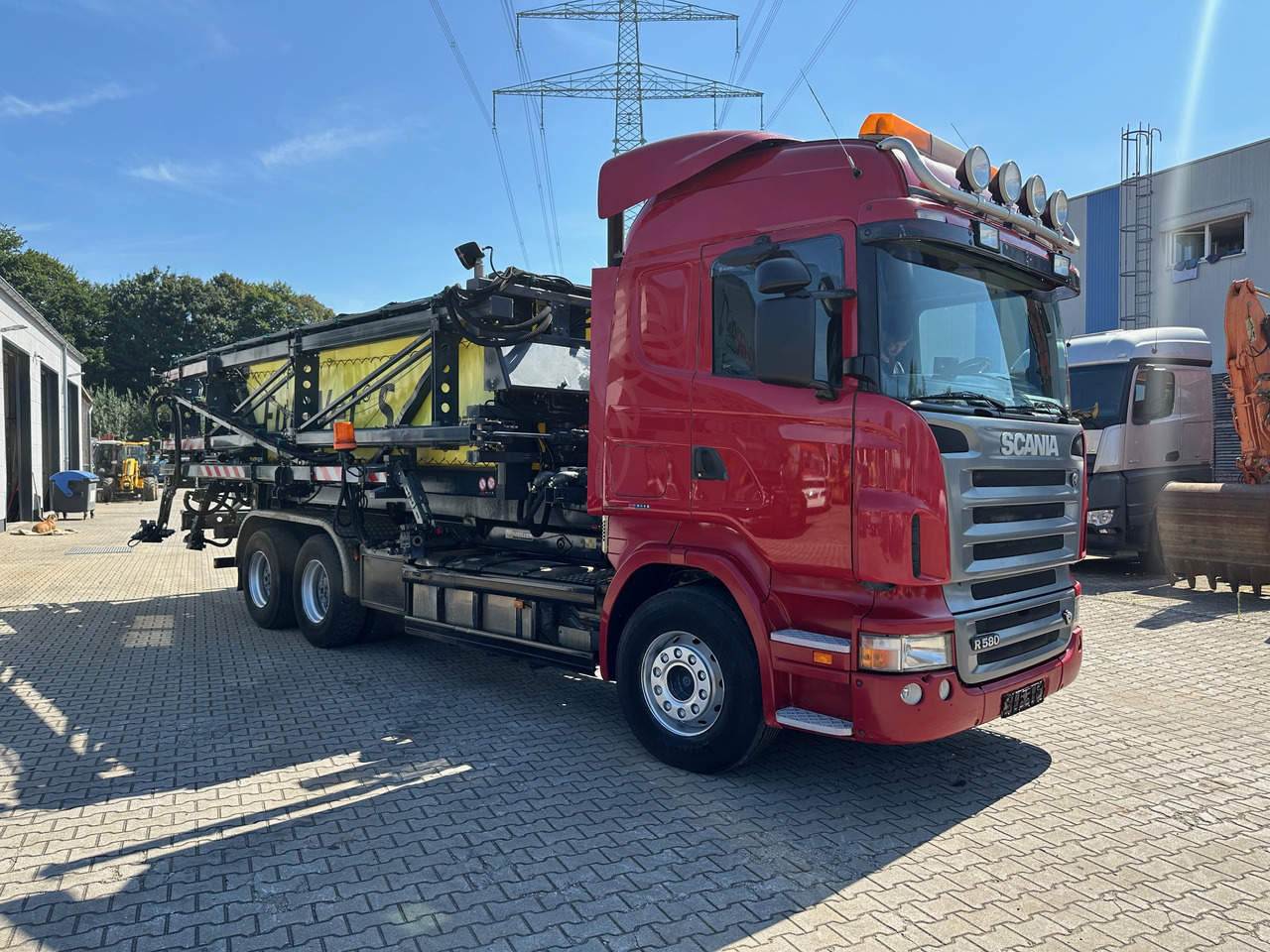 Scania R580 Abrollkipper V8 Mit Küpper Weisser Enteisungsgerät 45m - Hook lift: gambar 3 Scania R580 Abrollkipper V8 Mit Küpper Weisser Enteisungsgerät 45m - Hook lift: gambar 3