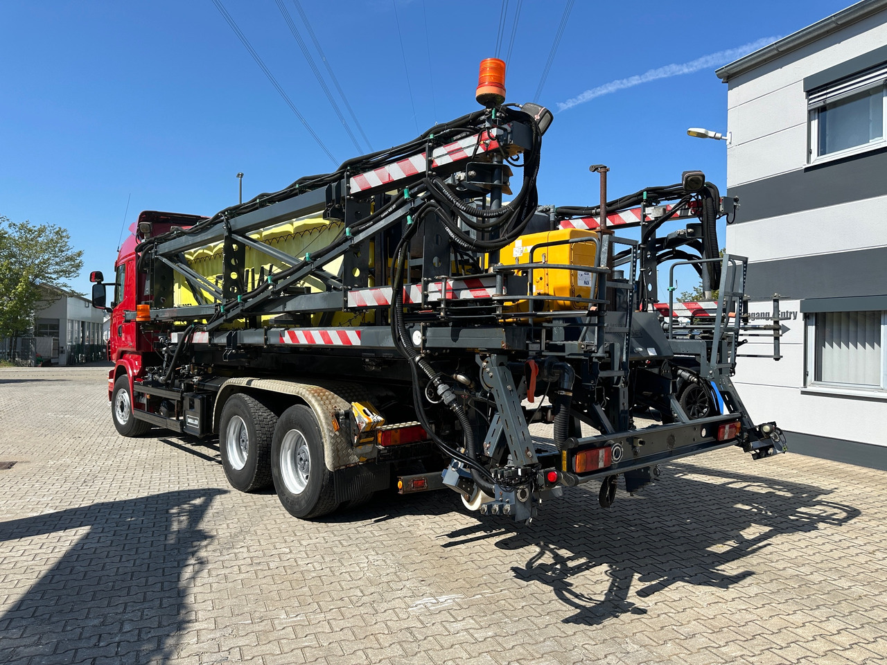 Scania R580 Abrollkipper V8 Mit Küpper Weisser Enteisungsgerät 45m - Hook lift: gambar 5 Scania R580 Abrollkipper V8 Mit Küpper Weisser Enteisungsgerät 45m - Hook lift: gambar 5