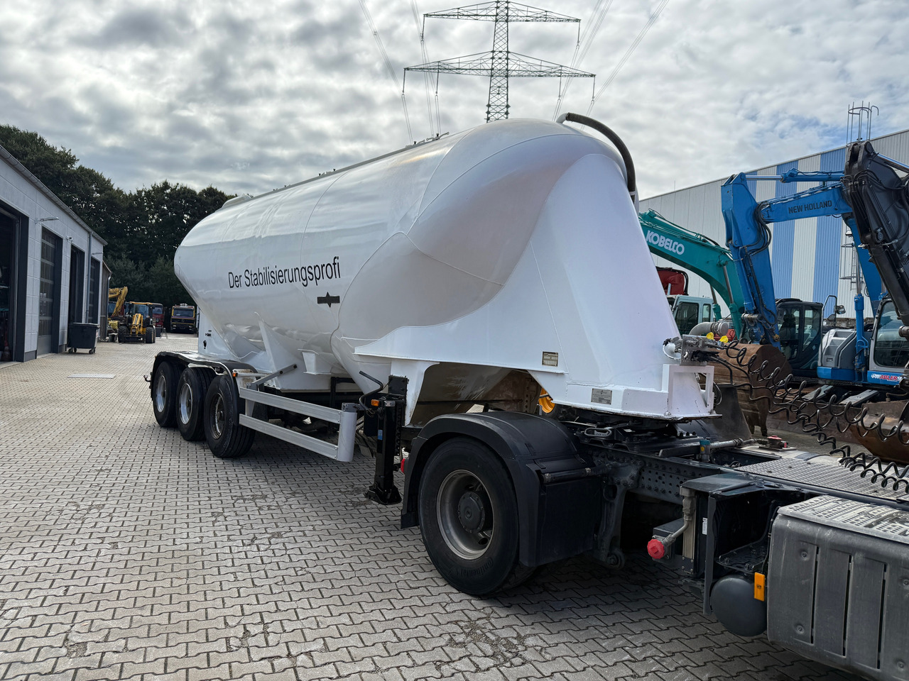 Spitzer SF24/34 3-Achs Siloauflieger - Semi trailer silo: gambar 3 Spitzer SF24/34 3-Achs Siloauflieger - Semi trailer silo: gambar 3