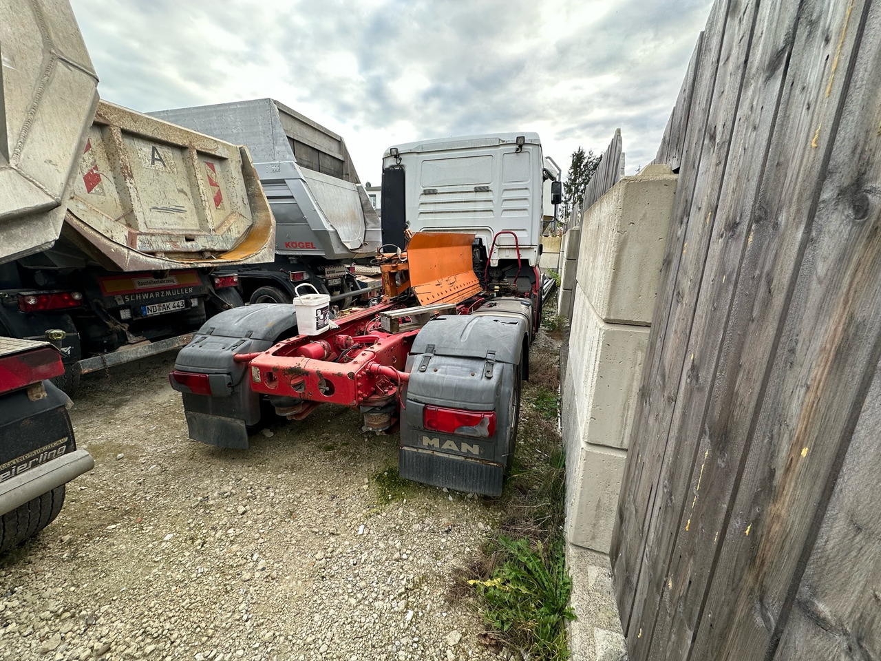 MAN TGA 18.430 SZM HAD 4x4 - Tractor head: gambar 5 MAN TGA 18.430 SZM HAD 4x4 - Tractor head: gambar 5