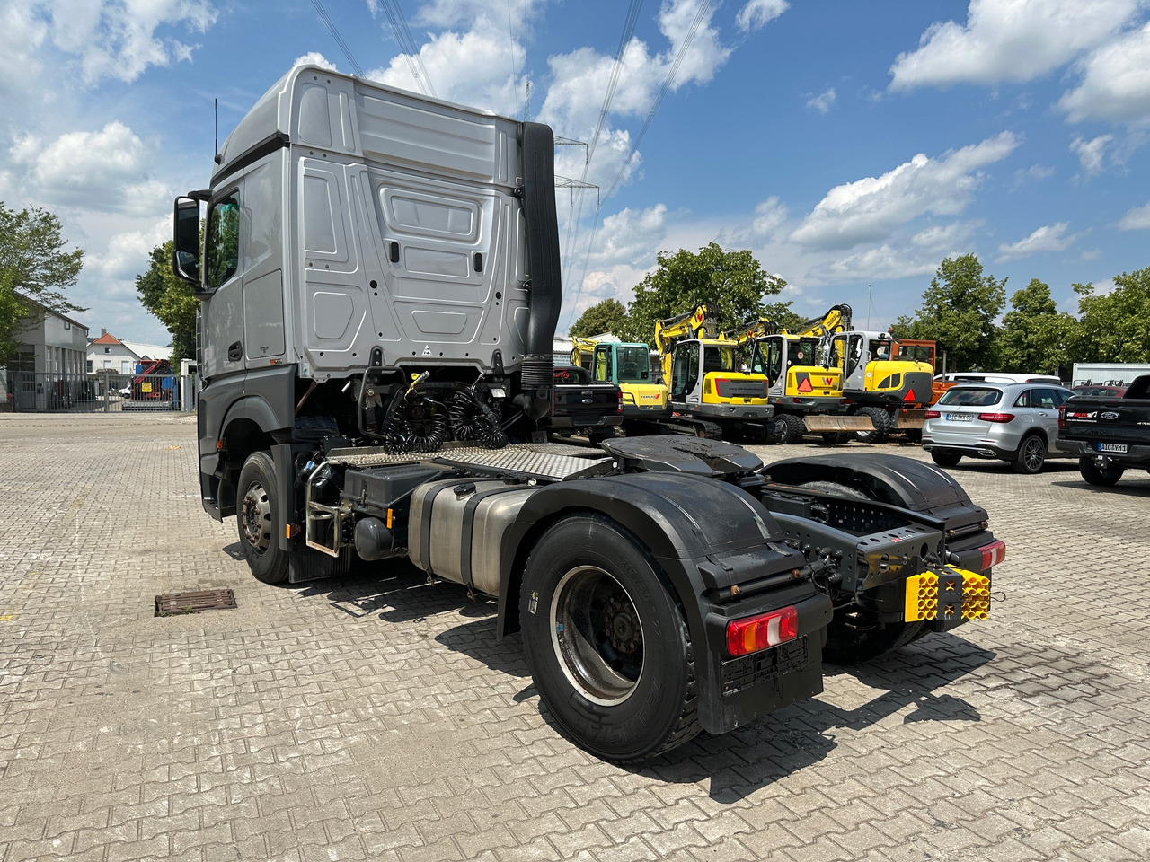Mercedes-Benz 1845 Arocs SZM Kipphydraulik Mischerantrieb - Tractor head: gambar 5 Mercedes-Benz 1845 Arocs SZM Kipphydraulik Mischerantrieb - Tractor head: gambar 5
