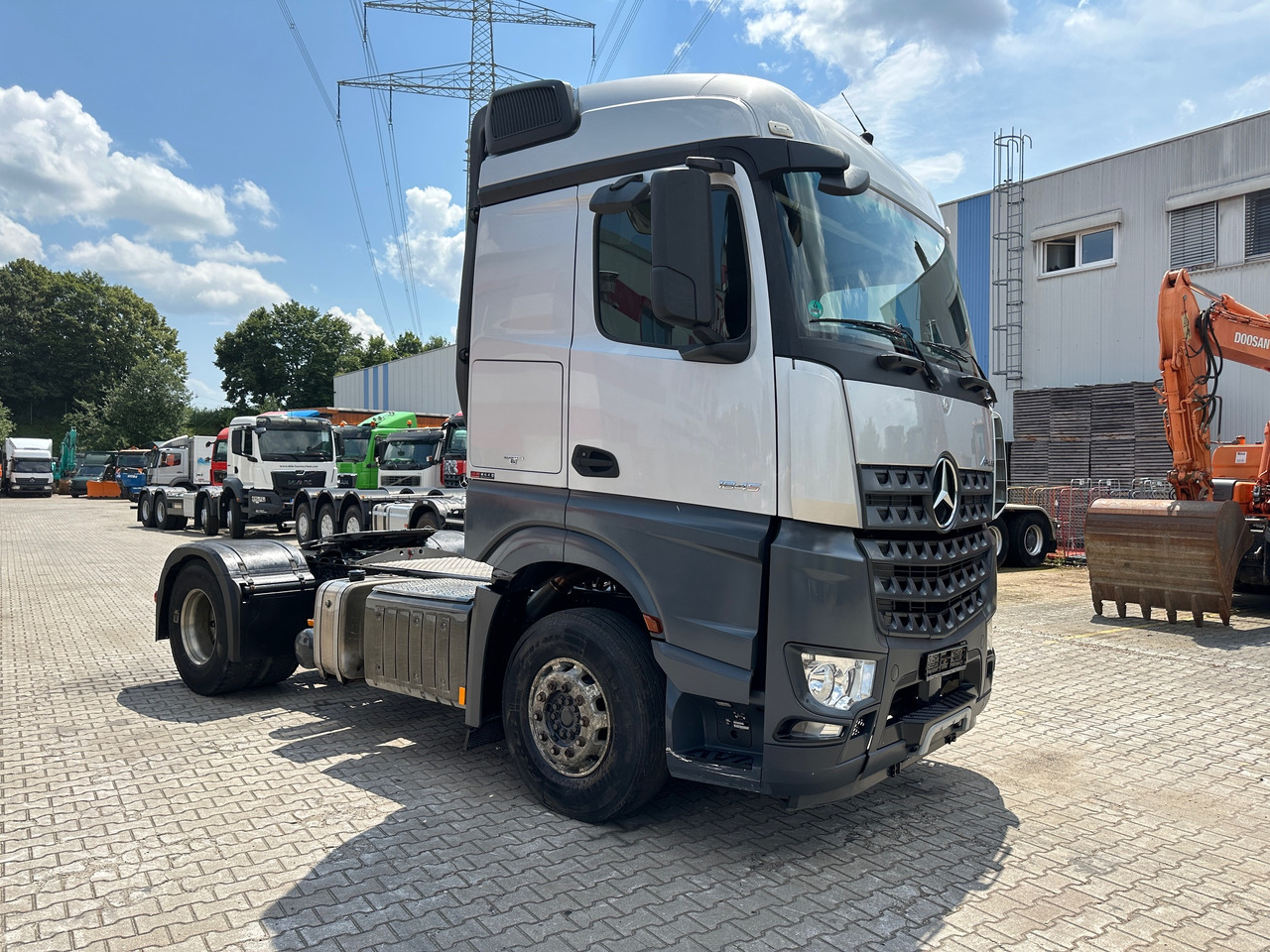 Mercedes-Benz 1845 Arocs SZM Kipphydraulik Mischerantrieb - Tractor head: gambar 3 Mercedes-Benz 1845 Arocs SZM Kipphydraulik Mischerantrieb - Tractor head: gambar 3