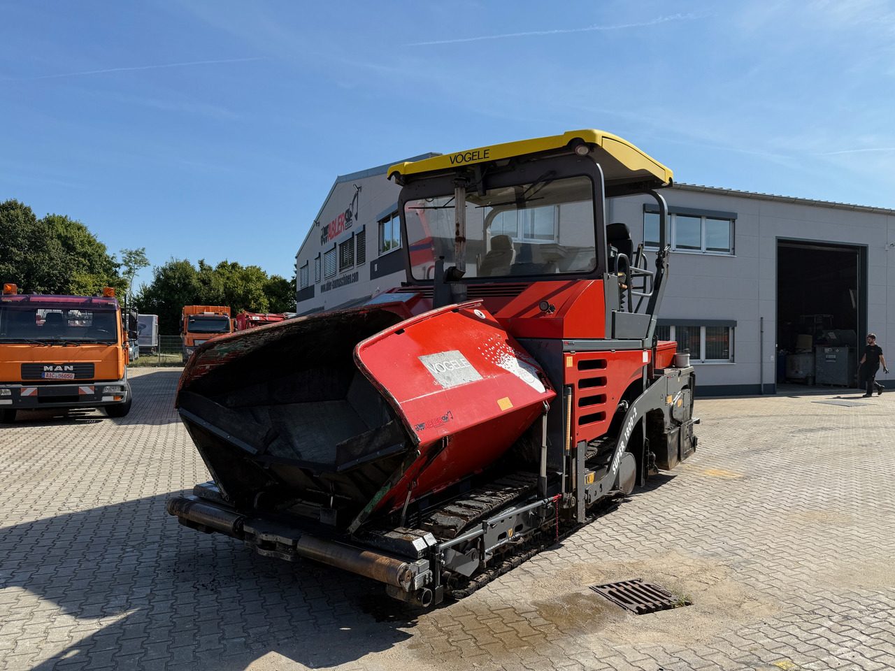 Vögele Super 1800-2 Asphaltfertiger mit Nivellierung 650cm - Paver aspal: gambar 4 Vögele Super 1800-2 Asphaltfertiger mit Nivellierung 650cm - Paver aspal: gambar 4