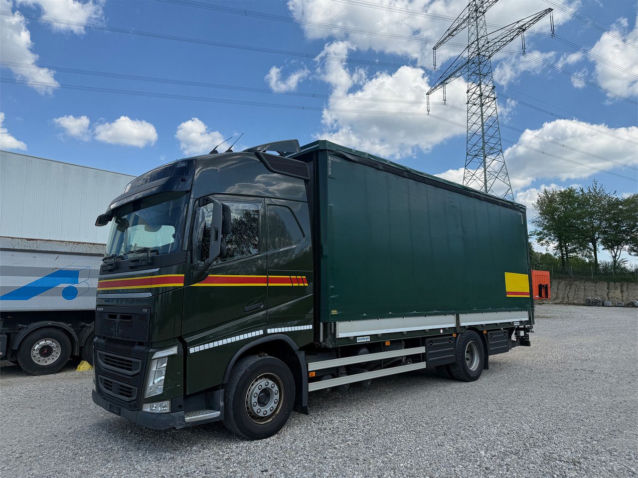 Volvo FH460 Pritsche Plane LBW Klima Retarder - Truk dengan terpal samping: gambar 2 Volvo FH460 Pritsche Plane LBW Klima Retarder - Truk dengan terpal samping: gambar 2