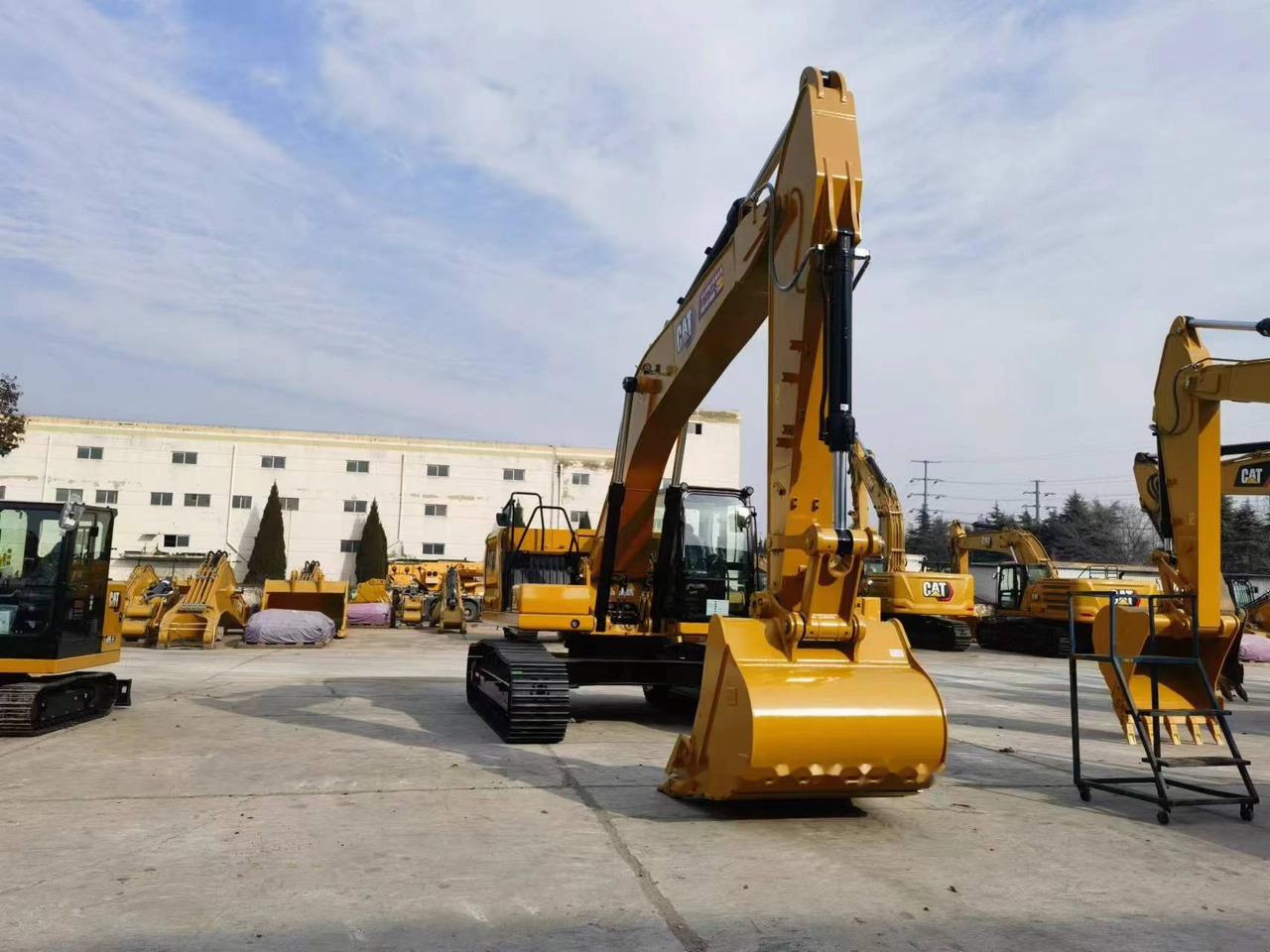 Ekskavator perayap baru Caterpillar 333: gambar 6